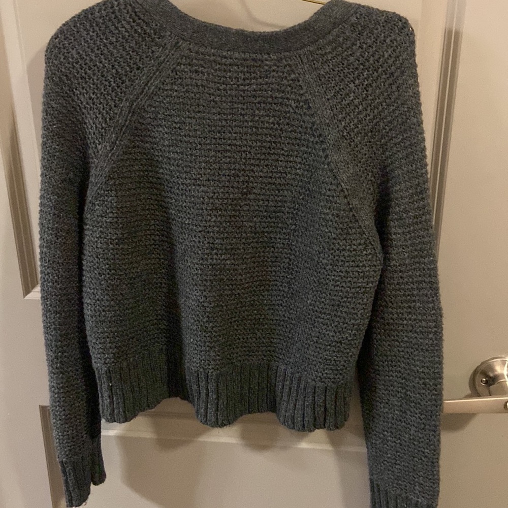 Cropped gray sweater - Picture 4 of 4